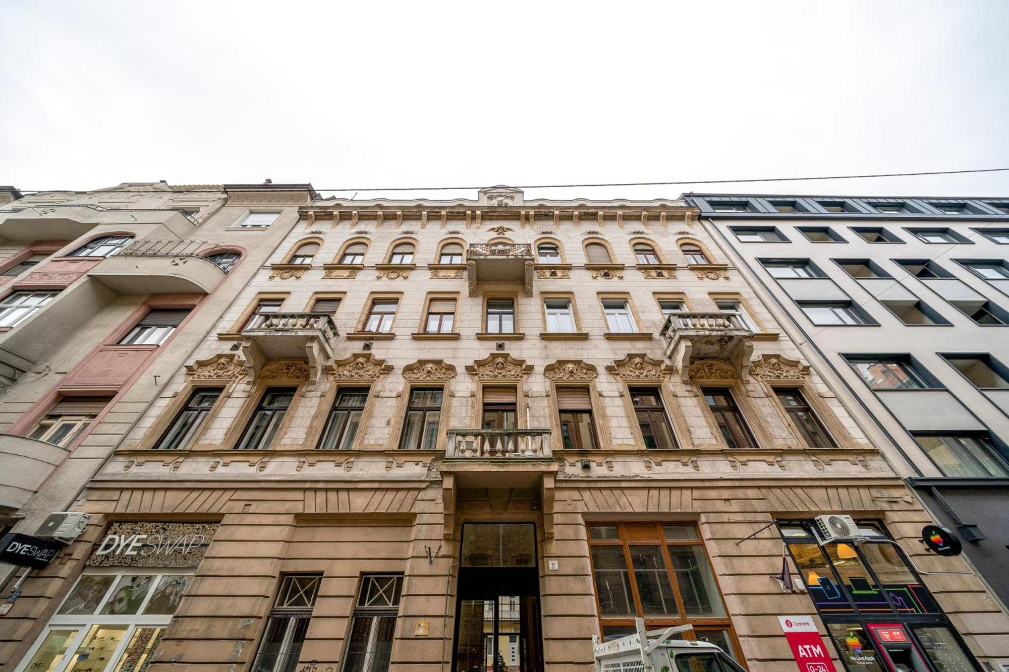 Budapest Magic Blue In Downtown Εξωτερικό φωτογραφία